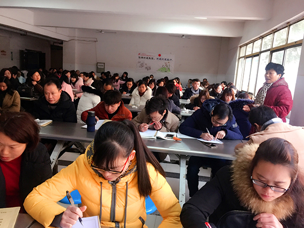 南昌現代外國語學校(象湖校區(qū)) 把師德師風教育作為教師“第一課”